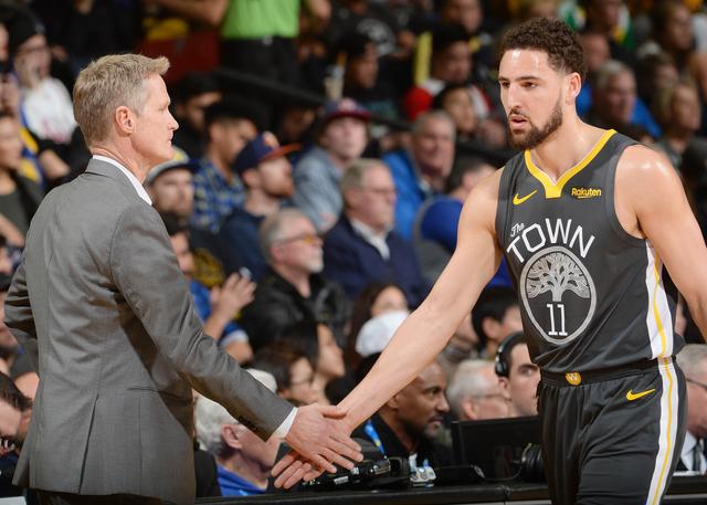 被规矩框住 被规矩框住